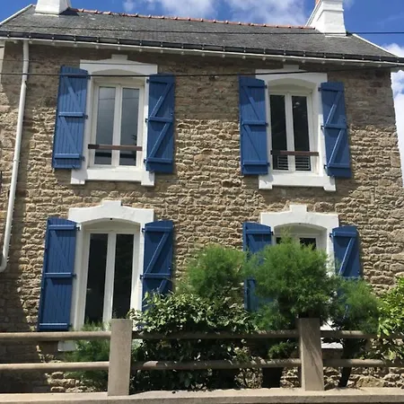 Nyaraló Nouveau : Maison A 50 M De La *